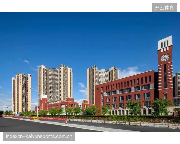 体育中心的建设方与运营方正逐步剥离结构监测职能，催生了专注于提供全周期结构健康数据服务的独立第三方市场